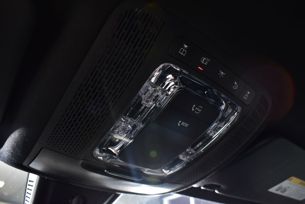 Thumbnail: 2020 Mercedes-Benz GLB - 25