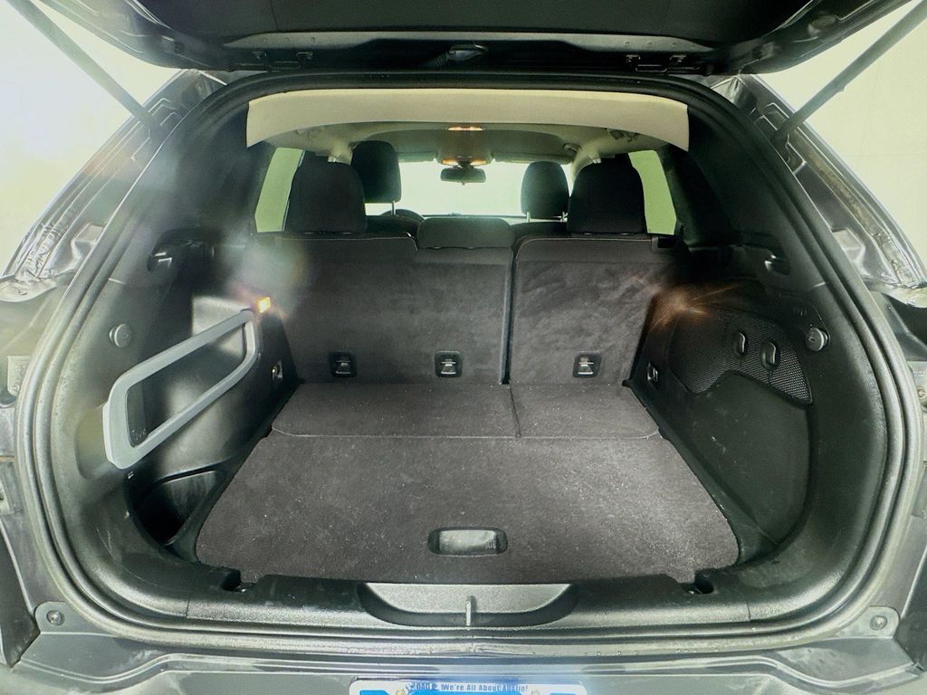 Used Car 2016 Jeep Cherokee  Latitude For Sale Under $12,000 In Austin, Texas