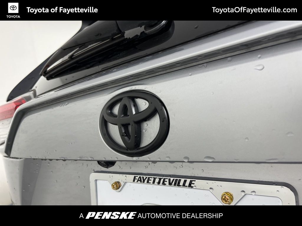 2025 Toyota RAV4 XLE Premium 12