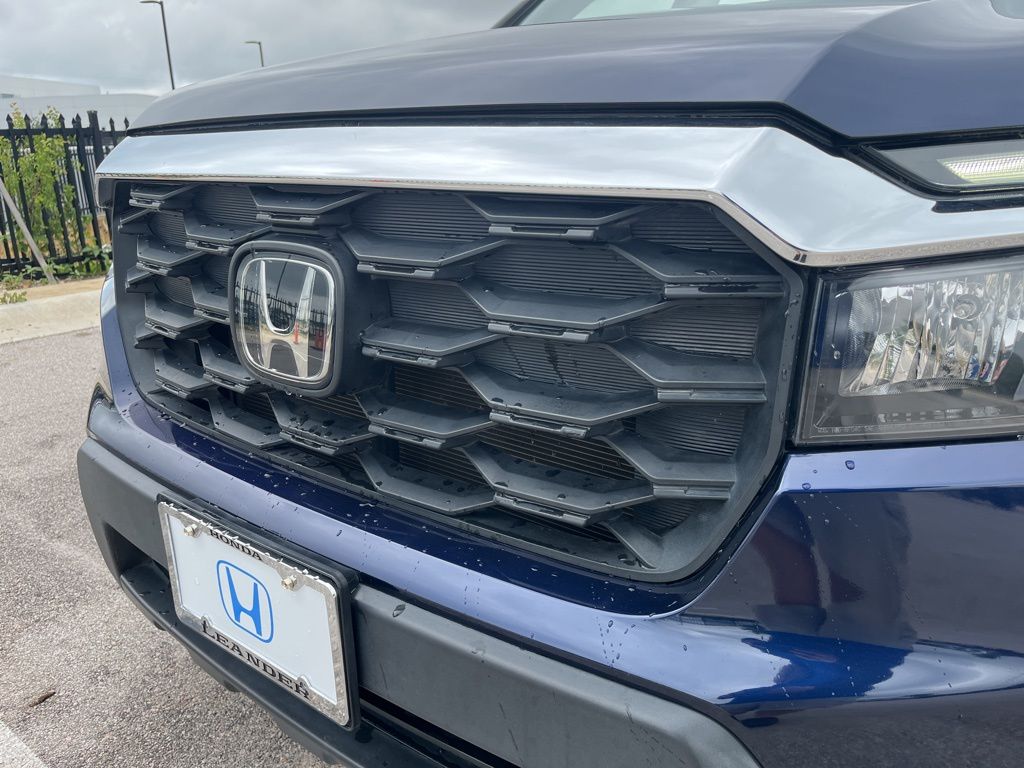 Thumbnail: 2022 Honda Passport - 15