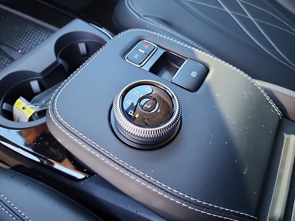 2023 Ford Mustang Mach-E Select photo