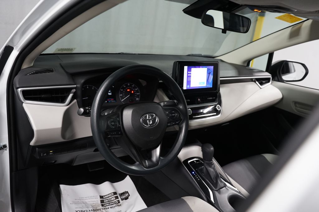 Thumbnail: 2023 Toyota Corolla - 11