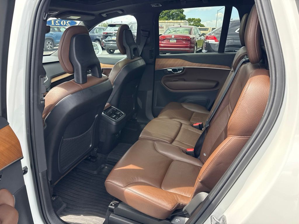 2021 Volvo XC90 T6 Momentum White at Subaru and VW of Moon Township
