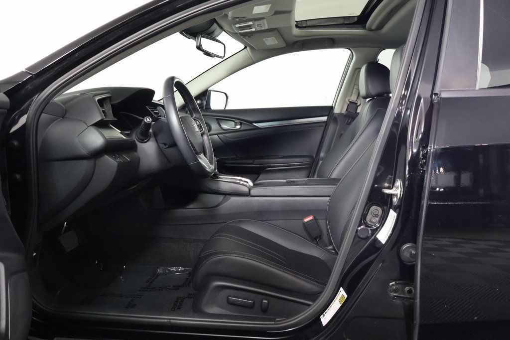 Thumbnail: 2017 Honda Civic - 10