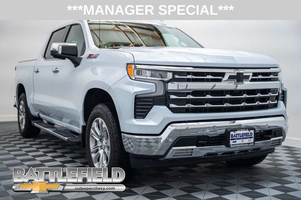 Polar White Tricoat 2026 Chevrolet Silverado 1500 Pickup Truck Four-Wheel Drive Automatic