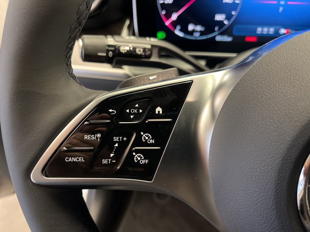 Thumbnail: 2026 Mercedes-Benz GLC - 15