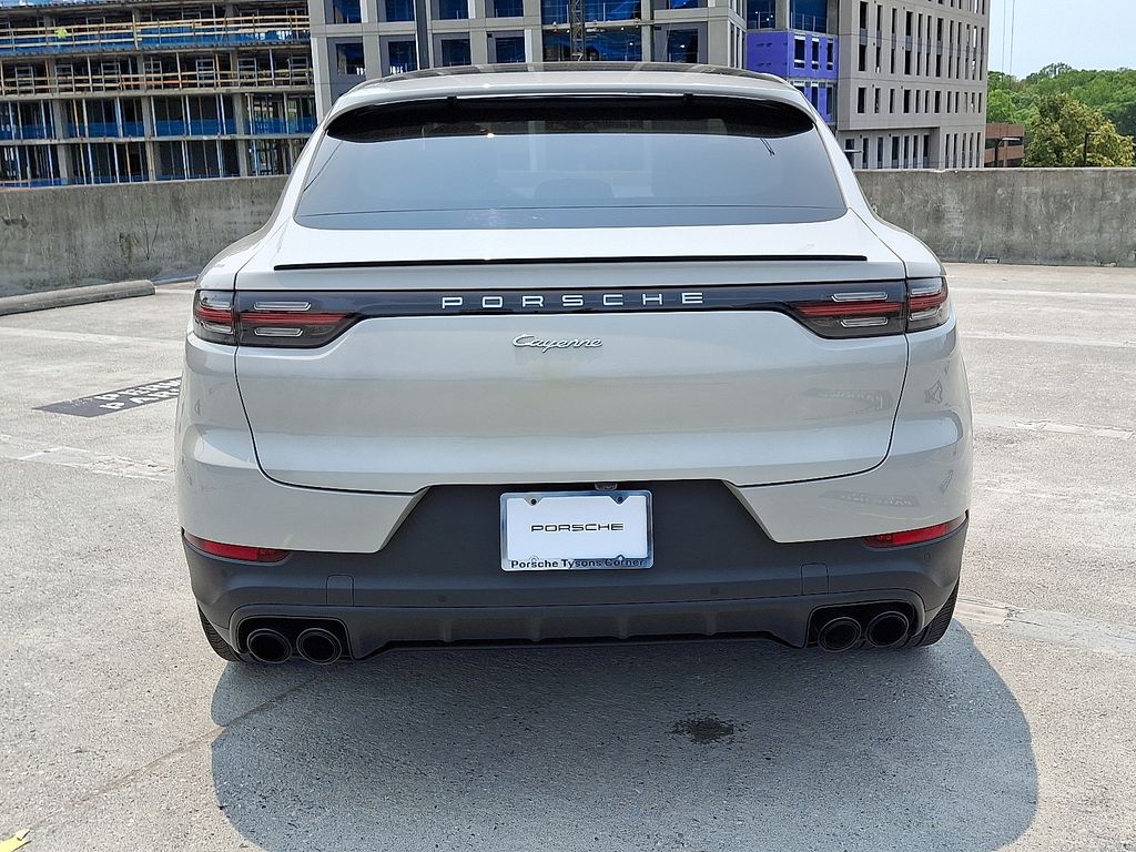 2022 Porsche   9