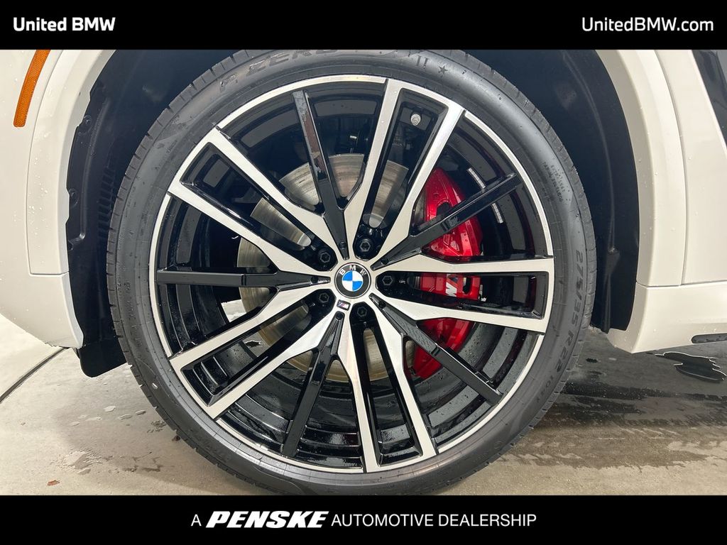 Thumbnail: 2026 BMW X5 - 10