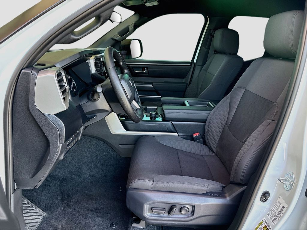 Thumbnail: 2026 Toyota Tundra - 18