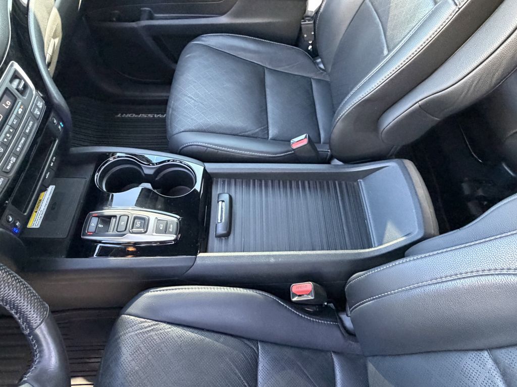 used 2023 Honda Passport car, priced at $36,291