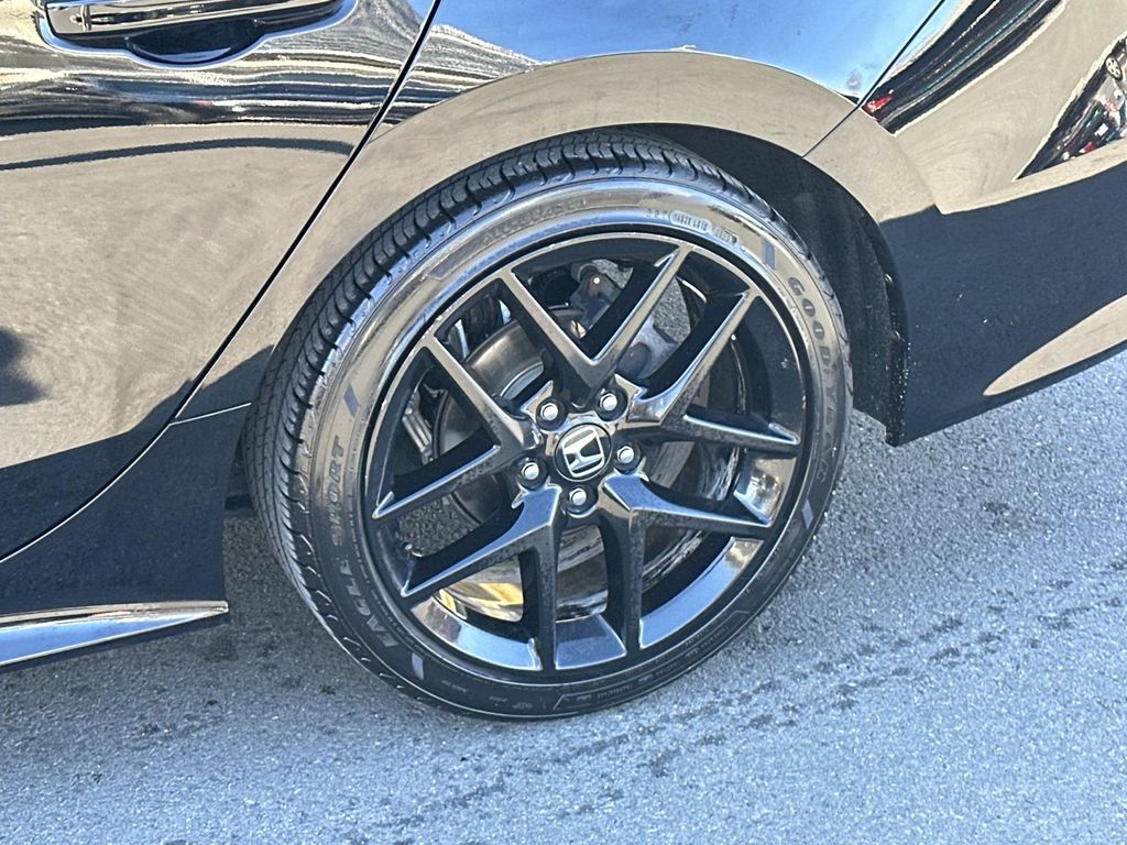 Thumbnail: 2024 Honda Civic - 16