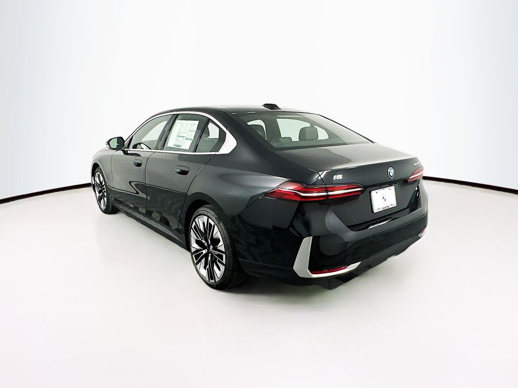 Thumbnail: 2024 BMW i5 - 7