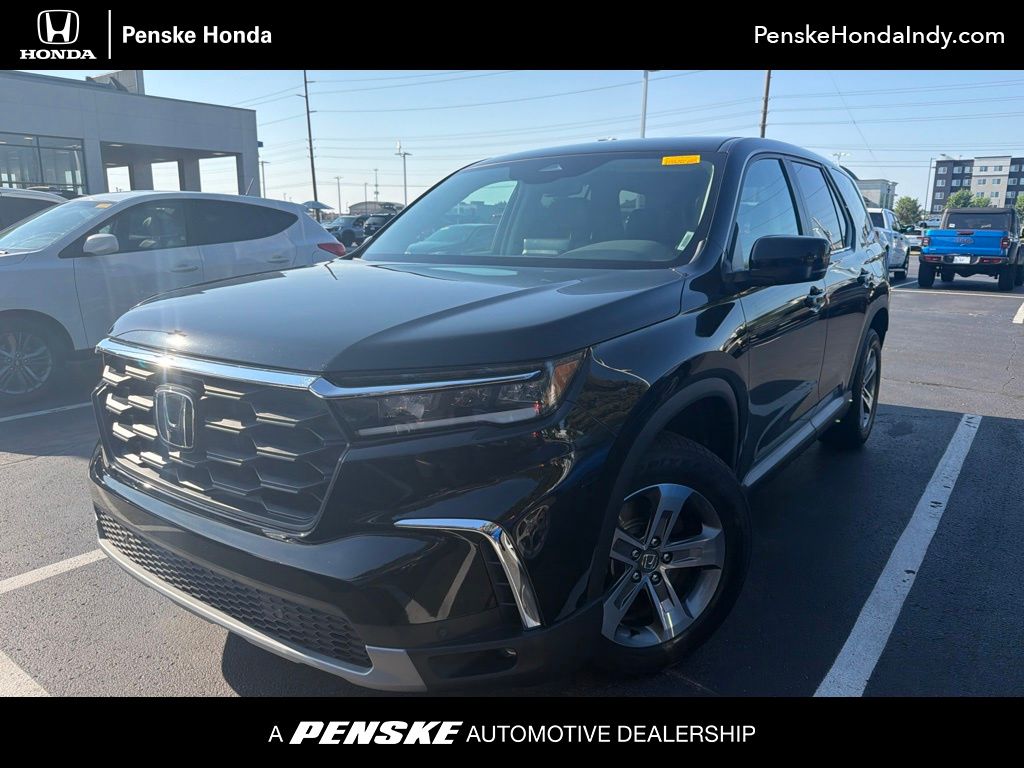 Thumbnail: 2023 Honda Pilot - 1