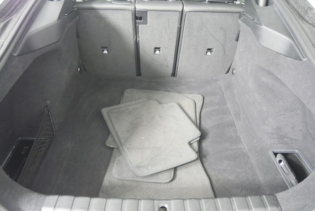 Thumbnail: 2025 BMW 4 Series - 17