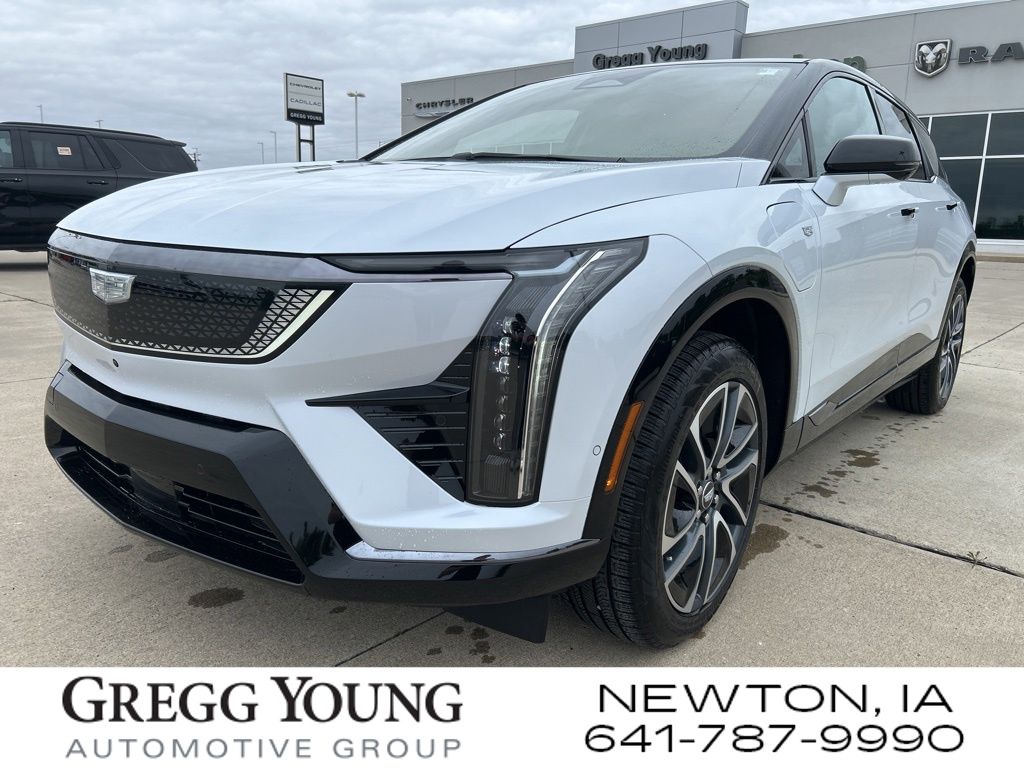 Vibrant White Tricoat 2026 Cadillac OPTIQ Sport AWD SUV / Crossover All-Wheel Drive 1-Speed Automatic