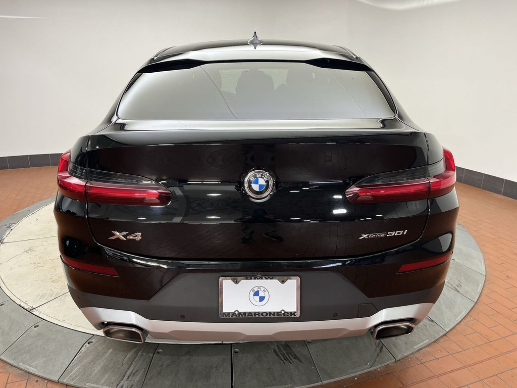 Thumbnail: 2023 BMW X4 - 24