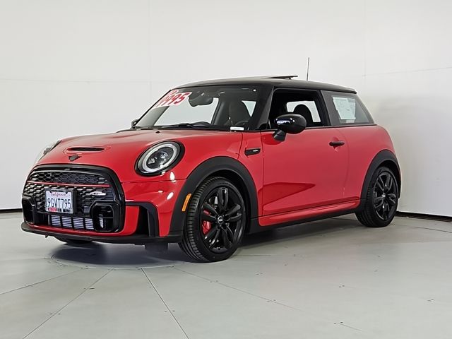 2024 MINI John Cooper Works  2