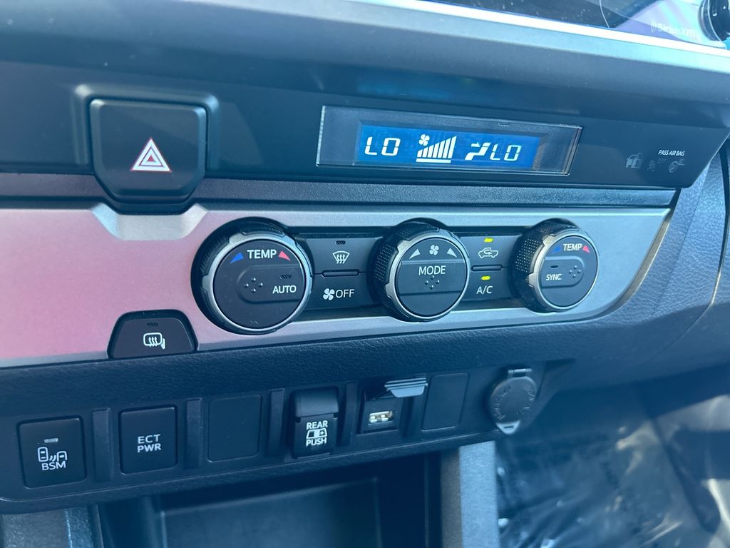 Thumbnail: 2023 Toyota Tacoma - 25