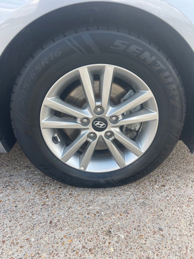2017 Hyundai Sonata SE Gray at Don McGill Toyota