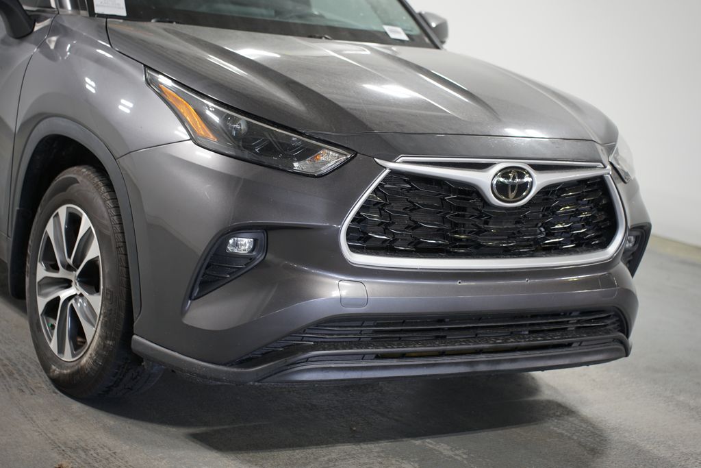 2022 Toyota Highlander XLE 4