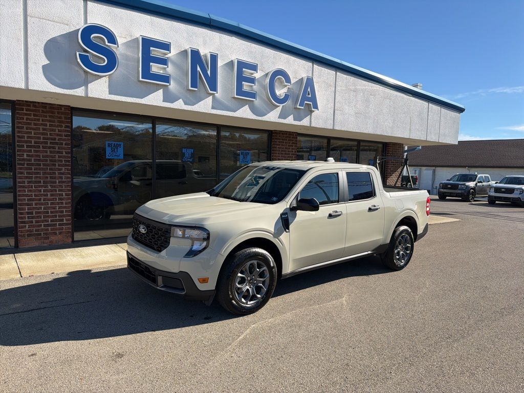 2025 Ford Maverick XLT