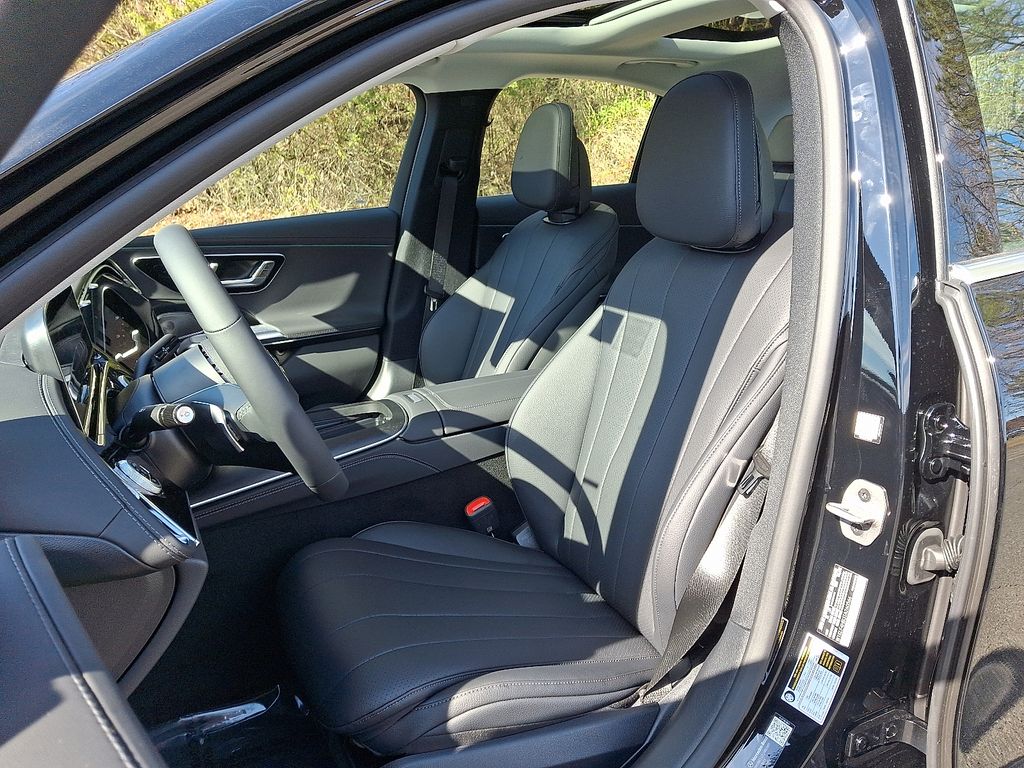 Thumbnail: 2026 Mercedes-Benz E-Class - 10