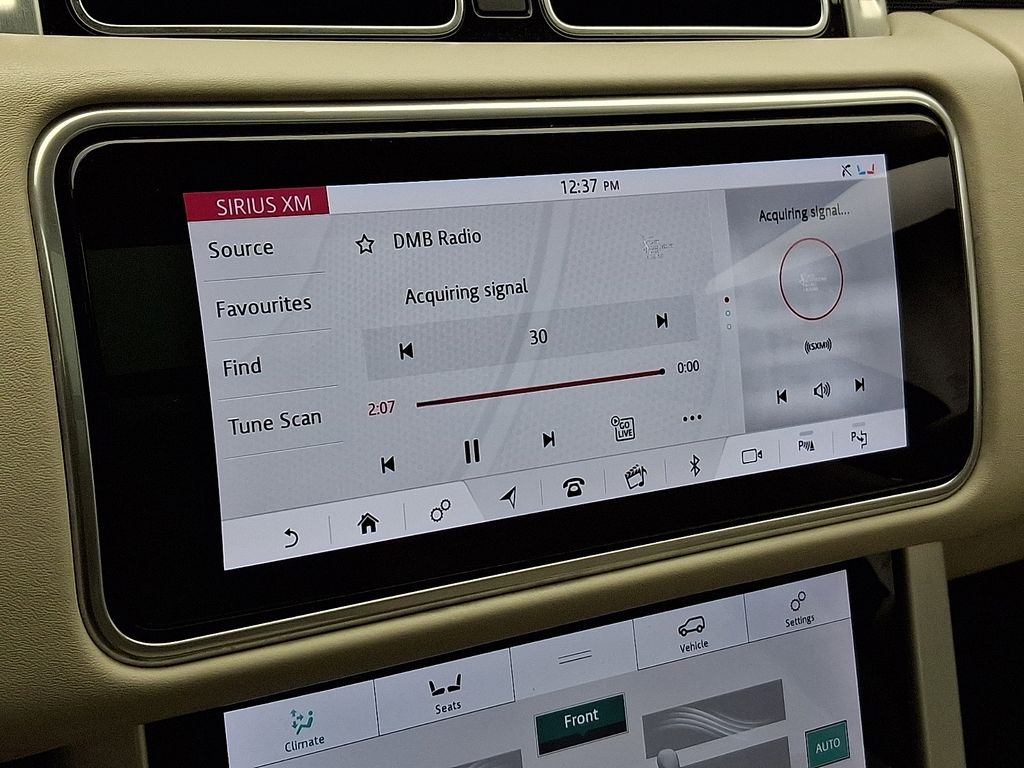 Thumbnail: 2021 Land Rover Range Rover - 18