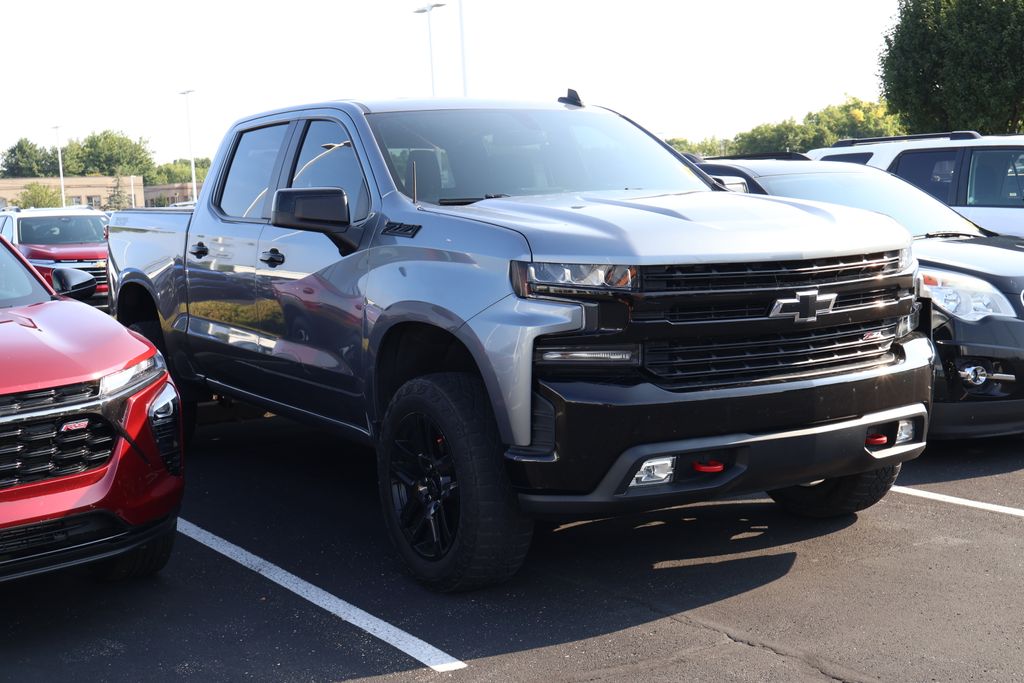 Thumbnail: 2021 Chevrolet Silverado 1500 - 3
