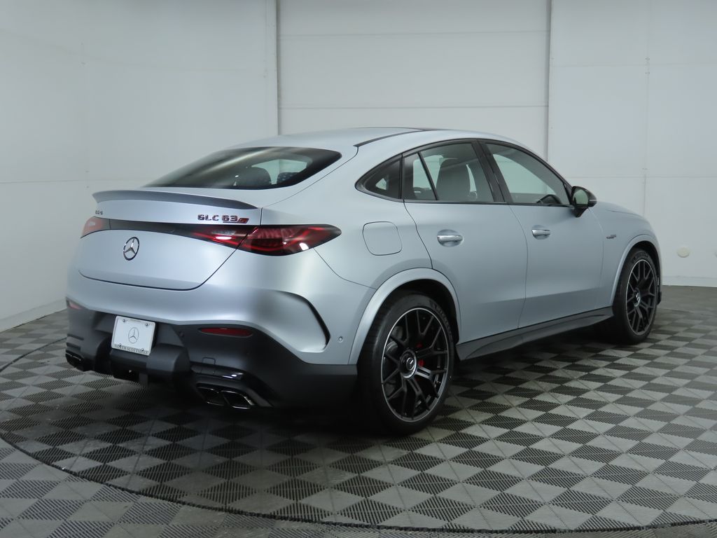 2025 Mercedes-Benz GLC 63 AMG 5