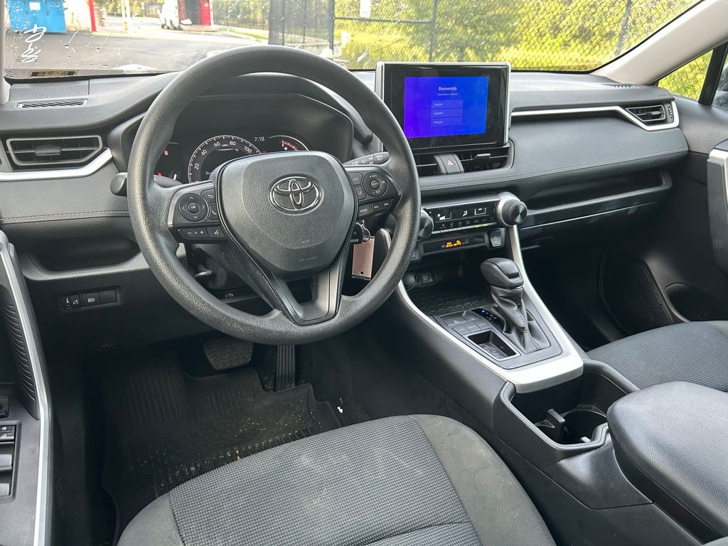 2024 Toyota RAV4 LE 12