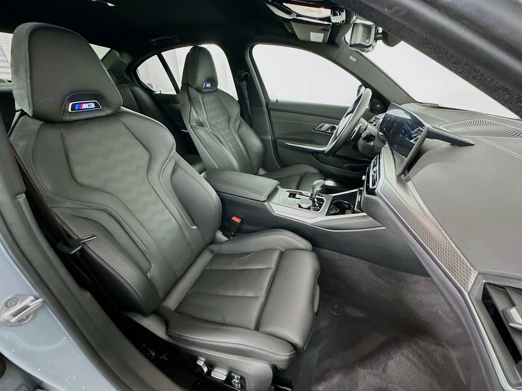 Thumbnail: 2023 BMW M3 - 28
