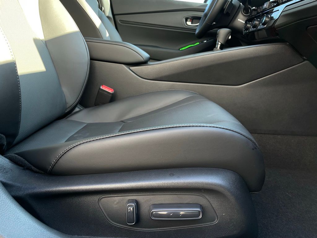 2025 Honda Accord EX-L 31