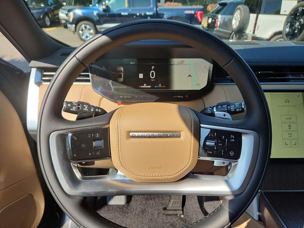 Thumbnail: 2026 Land Rover Range Rover - 9
