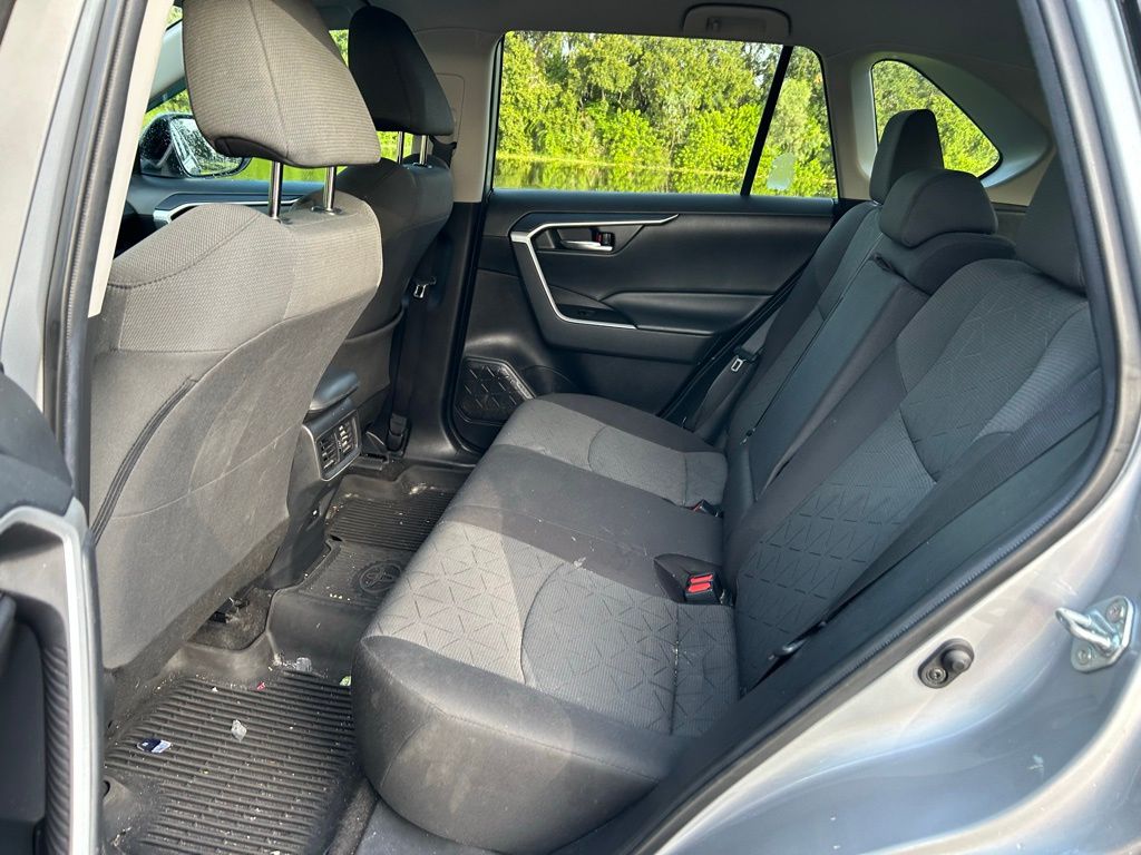 Thumbnail: 2021 Toyota RAV4 - 13