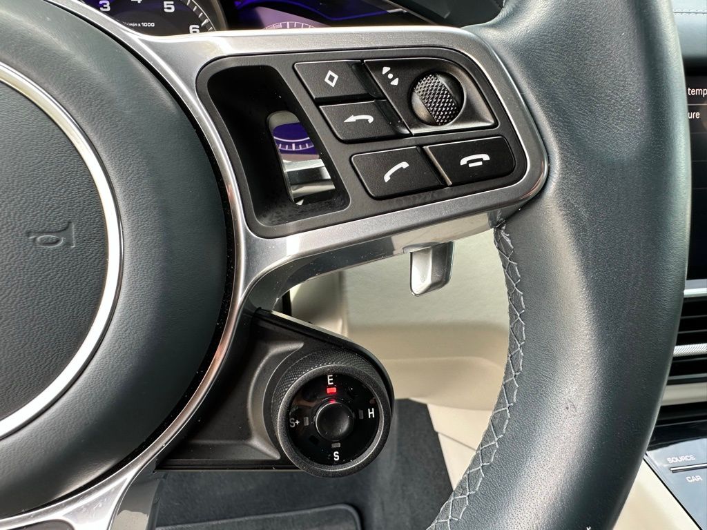 Thumbnail: 2023 Porsche  - 20