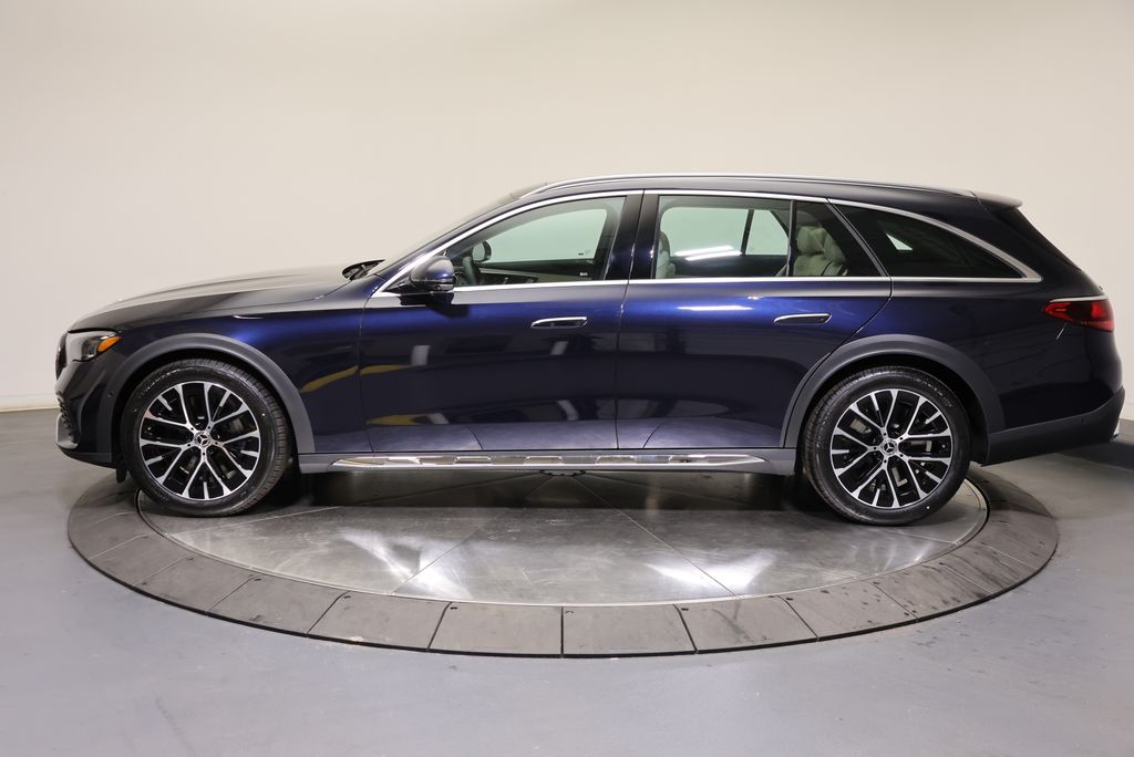 Thumbnail: 2027 Mercedes-Benz E-Class - 4