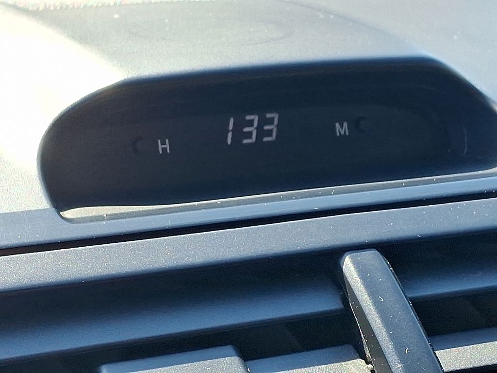 Thumbnail: 2013 Toyota Camry - 20