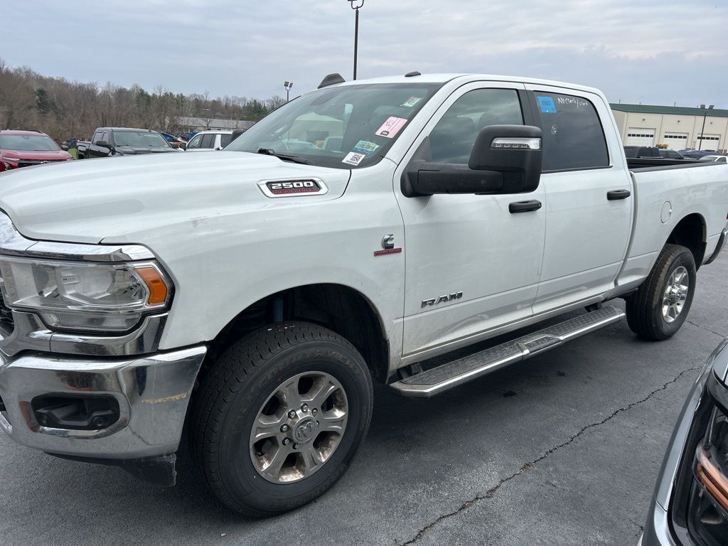 2024 RAM 2500 Big Horn Crew Cab 4WD