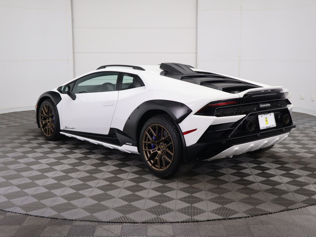 2024 Lamborghini Huracan Sterrato 7