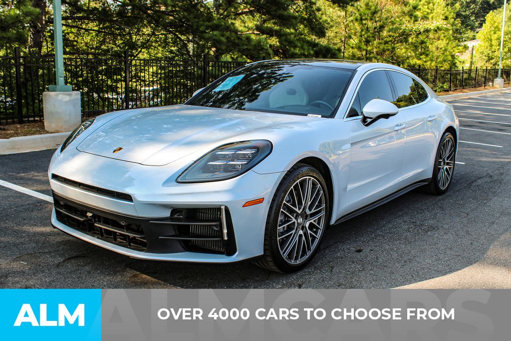 Used 2024 White Porsche 4 image 3