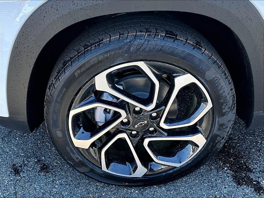 2026 Chevrolet Trax — photo 8