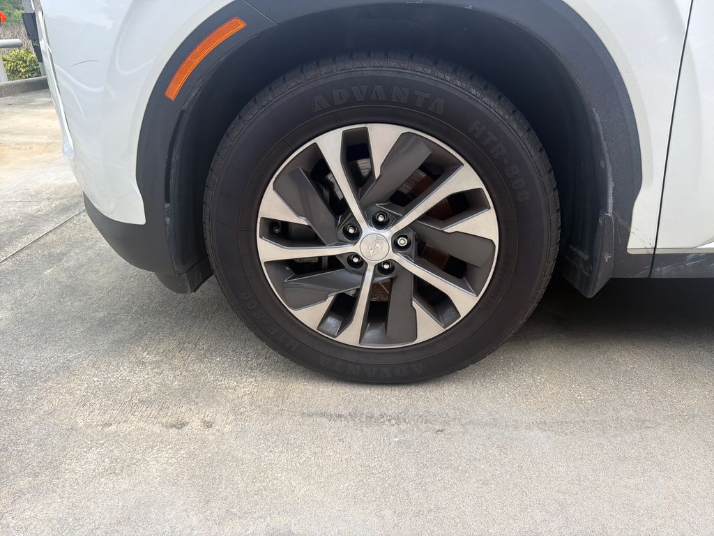 Certified Used 2021 White Hyundai SEL image 12