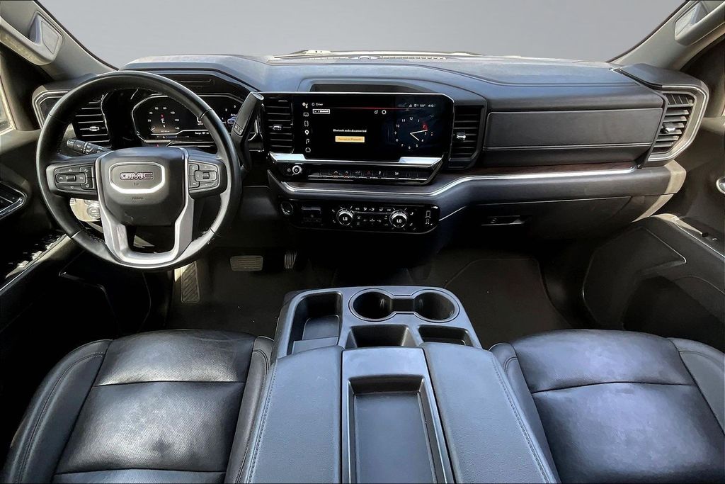 2025 GMC Sierra 1500 SLT - 7