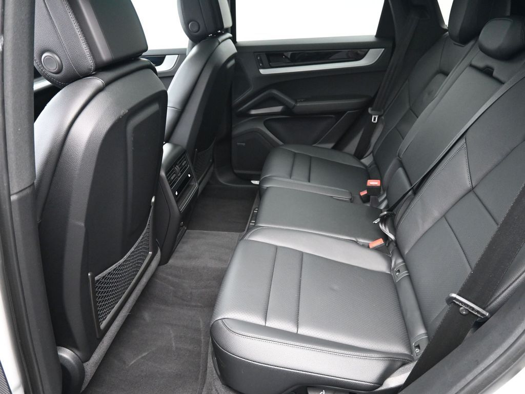 Certified Used 2024 White Porsche  image 9