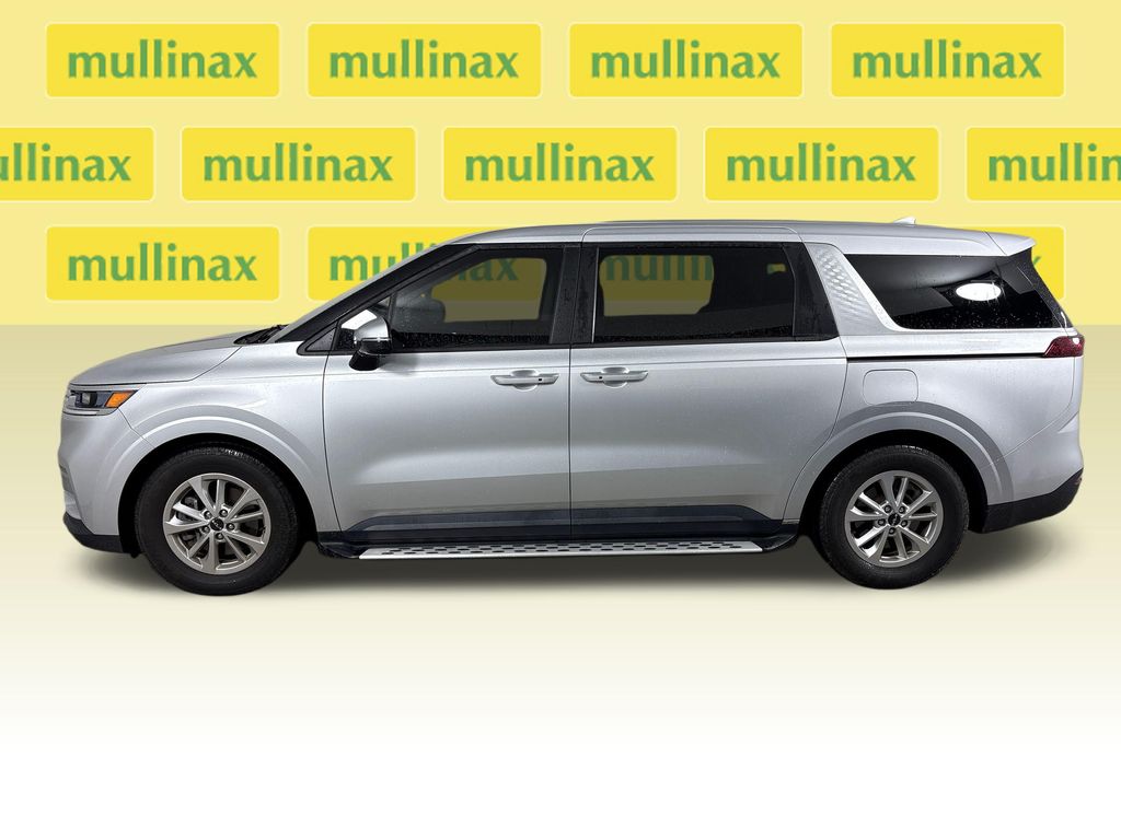 Certified Used 2022 Silver Kia LXS image 12