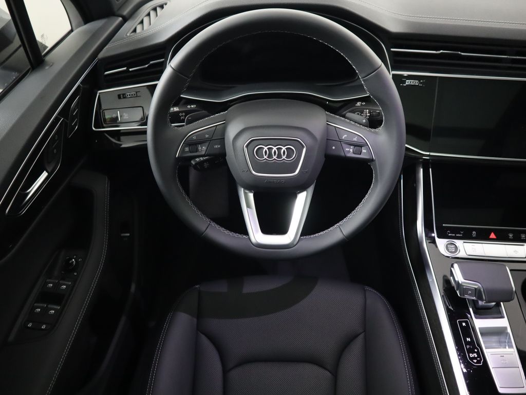 Thumbnail: 2026 Audi Q7 - 12