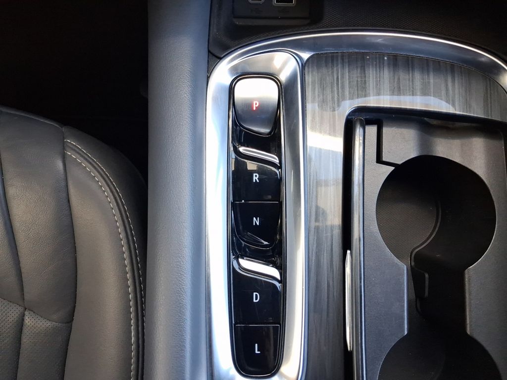 2024 Buick Enclave Premium - Photo 18