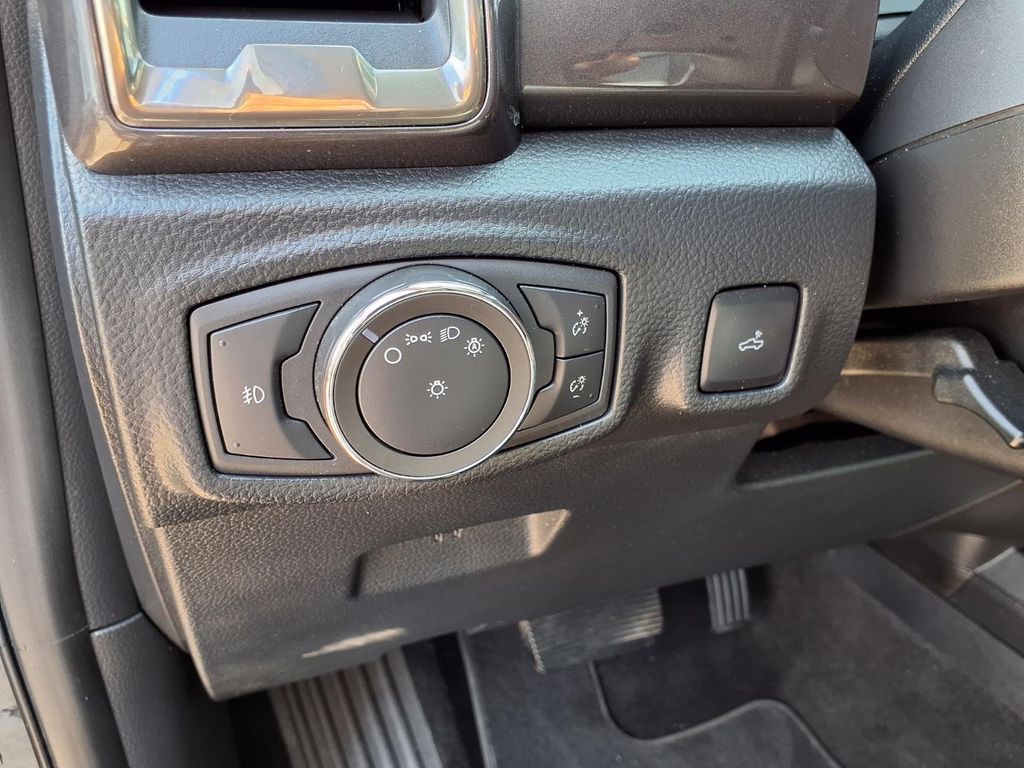 2020 Ford Ranger Lariat Black at Community Honda