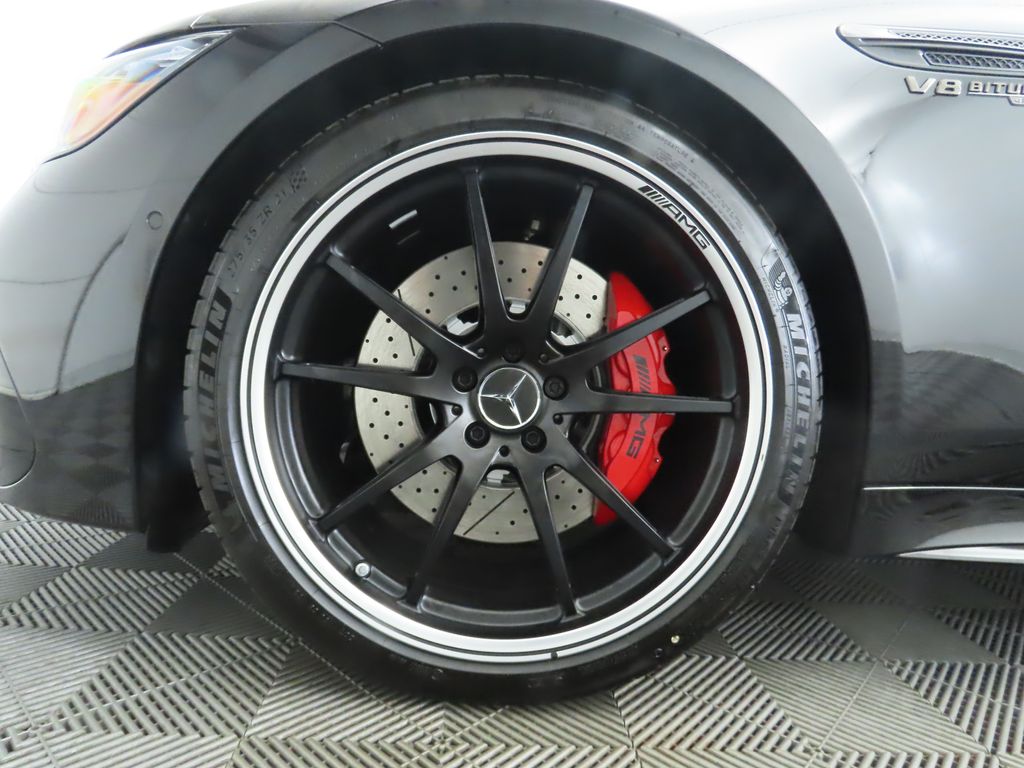 Thumbnail: 2026 Mercedes-Benz AMG GT - 32