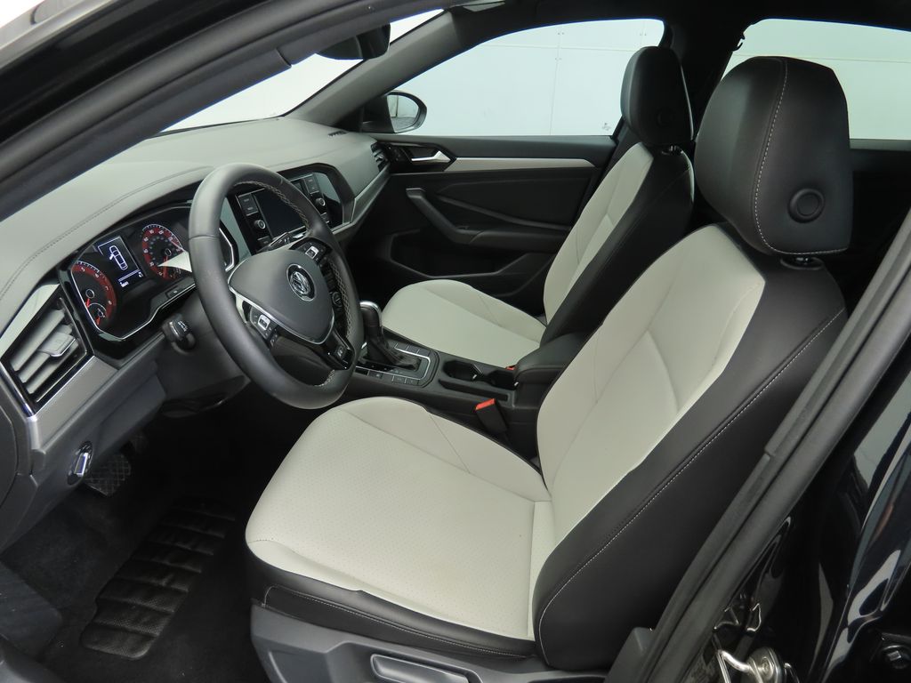 2021 Volkswagen Jetta R-Line 20